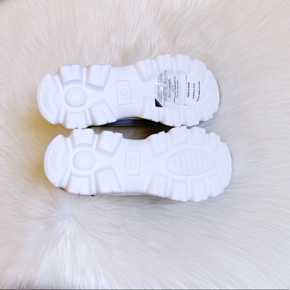 UGG Seal Palomar Waterproof Sneaker Boot - Picture 8 of 8